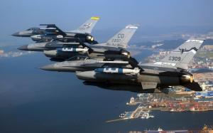 Air-National-Guard-F-16-Fighting-Falcons-900x1440[1]